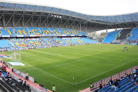 File:Incheon Soccer Stadium 2.JPG   Wikimedia Commons