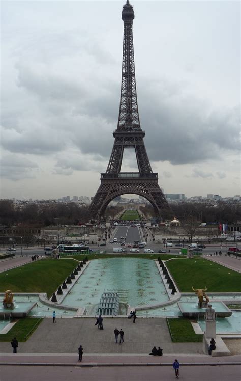 File:La Tour Eiffel .jpg   Wikimedia Commons