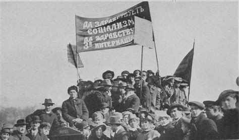 File:Manifestación bolchevique julio 1917 ...