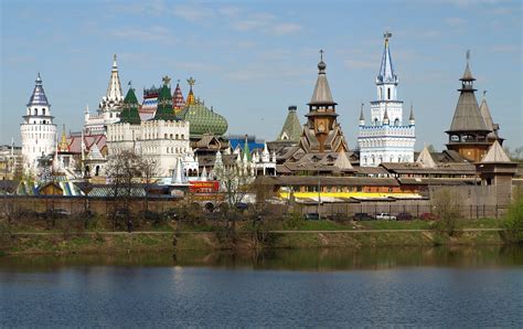 File:Moscow, New Kremlin in Izmailovo, outside  5 .jpg