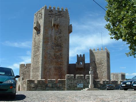 File:Nt castelo sabugal 2.jpg   Wikimedia Commons