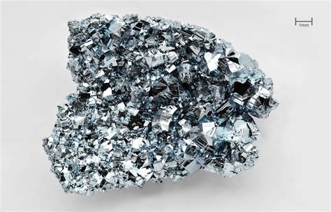 File:Osmium crystals.jpg   Wikipedia