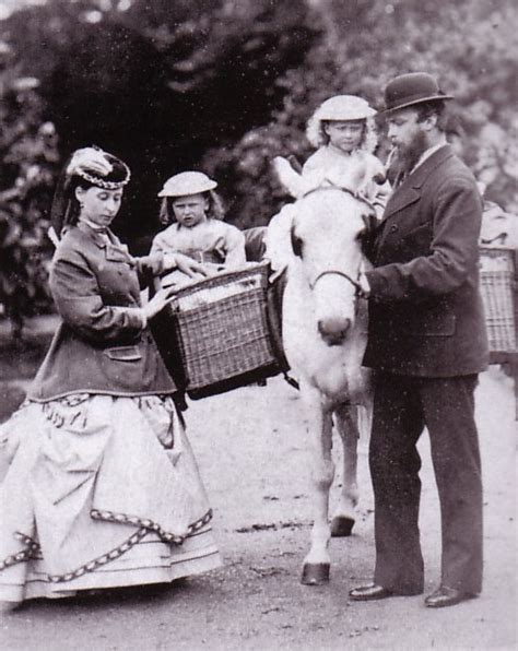 File:Princess Alice with her husband, Prince Louis of ...