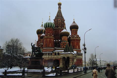 File:St Basile in Red Square  Kremlin  Moscow, 1993.jpg ...