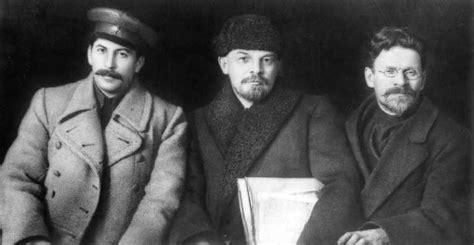 File:Stalin Lenin Kalinin 1919.jpg   Wikimedia Commons