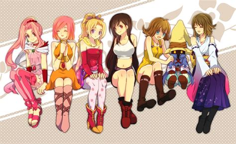 Final fantasy Girls... DONT KNOW ANYTHING ABOUT THIS GAME ...
