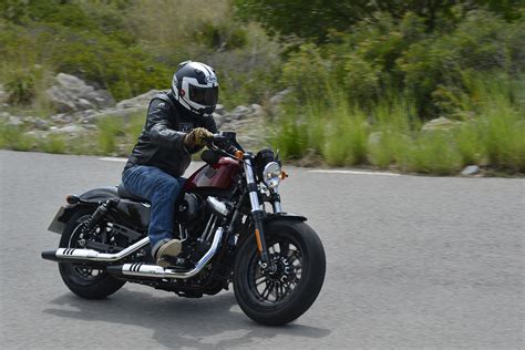 First ride: Harley Davidson Sportster Fo... | Visordown