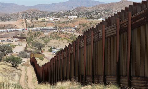 Five Unaccompanied Children Crossing US Mexican Border ...