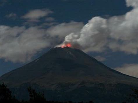 Flash News! Popocatepetl Active Volcano | Implicado
