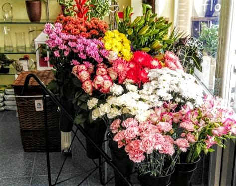Floristerías a domicilio Madrid. Envío flores en el Día