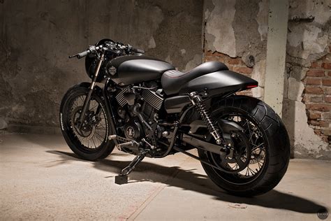 For Motorcycle fans: Harley Street 750: Battle Of The Kings