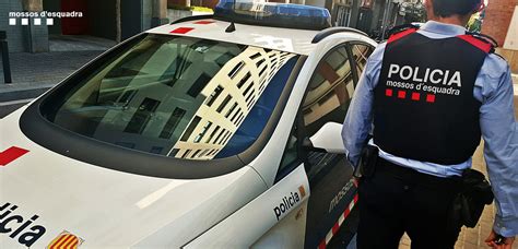 FORO POLICIA • Ver Tema   Uniforme mossos