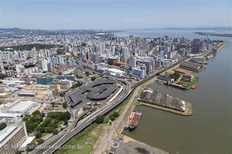 Foto aérea: Rio Jacuí e Rodoviária, Porto Alegre