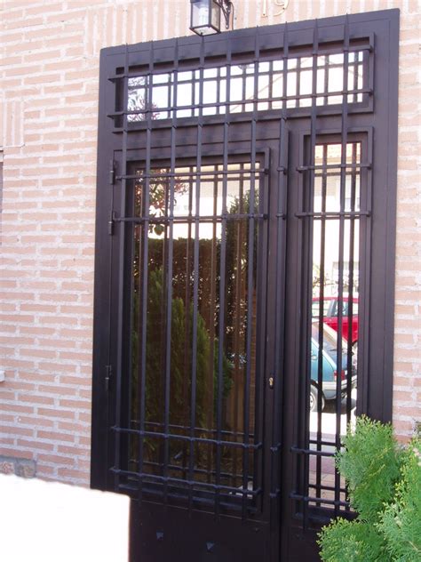 Foto: Puerta de Forja de Prinsacerrajeros #686238 ...