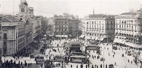 Fotos antiguas: Tranvías en la Puerta del Sol | Secretos ...