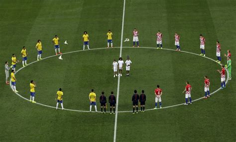 Fotos: Brasil, comienza el espectáculo del fútbol ...