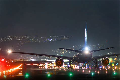 Fotos de aviones aterrizando, mucho mejor por la noche en ...