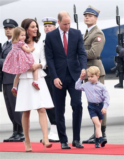 Fotos: Los duques de Cambridge y sus hijos aterrizan en ...
