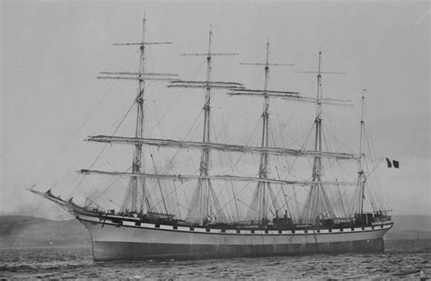 France  ship    Wikimedia Commons