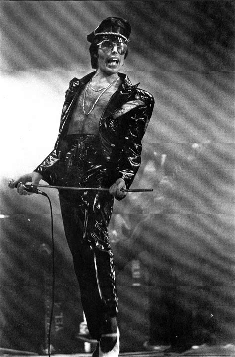 Freddie Mercury Queen Photos ~ Entertainment Links