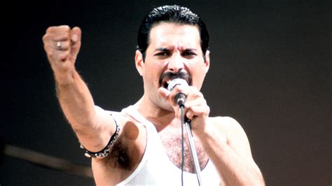 Freddie Mercury to be honoured with blue plaque | London ...