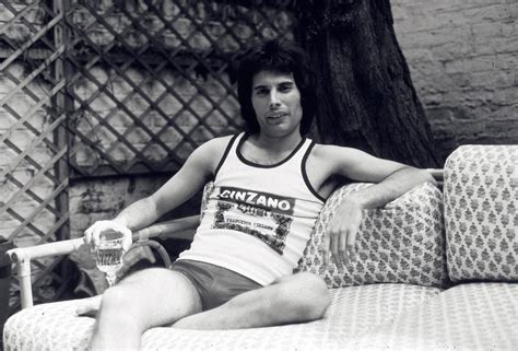 Freddie Mercury, una vida en imágenes   Urbans Mag