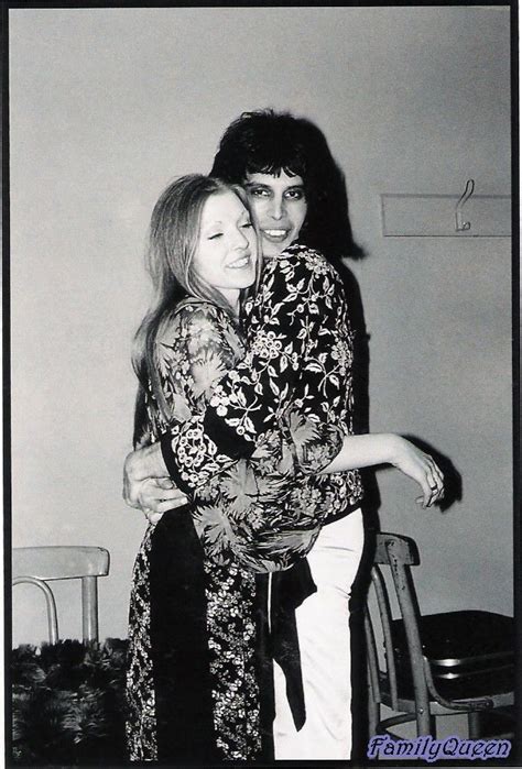 Freddy Mercury & Mary Austin 1974 … | Pinteres…