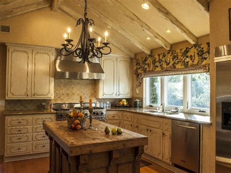 french county kitchens | French Country Kitchen: Bring ...