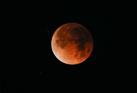 Friday s total lunar eclipse will be longest blood moon ...