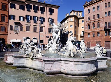 Fuente de Neptuno  Plaza Navona, Roma    Wikipedia, la ...