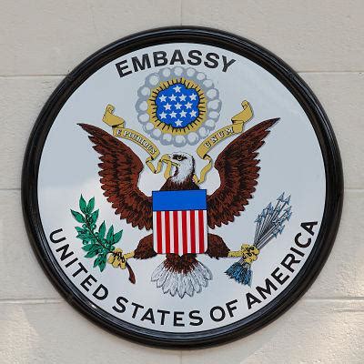 Funciones de la Embajada de Estados Unidos en Madrid