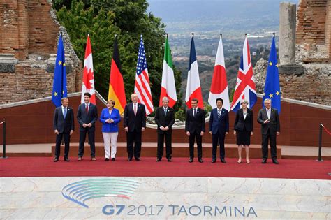 G7, i leader firmano dichiarazione sul terrorismo | Trump ...
