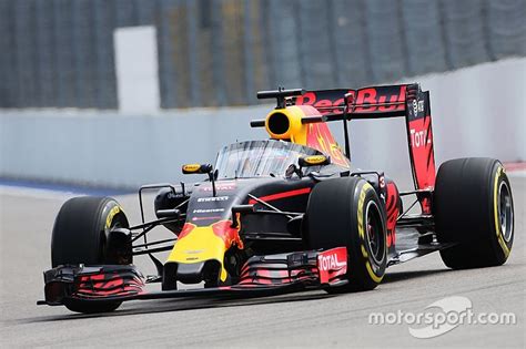 Galería: Así luce el  Aeroscreen  de Red Bull en pista ...