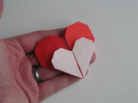 Galería de imágenes: Figuras de amor de papel