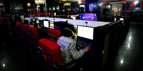 Gamer Dies After 3 Day Binge At Internet Cafe In Taiwan ...