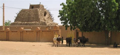 Gao Túmulo de Askia  Mali    monumentos Gao   os ...