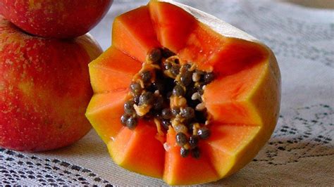 Gases intestinales y fitoterapia: la papaya | Frutos ...