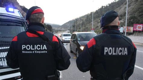 Generalitat teme que España asuma el mando de la policía ...
