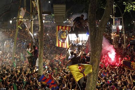 Gerard Pique plants Catalan flag as Barcelona win ...