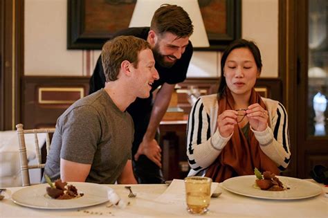 Gerard Pique plays host to Mark Zuckerberg and wife Priscilla