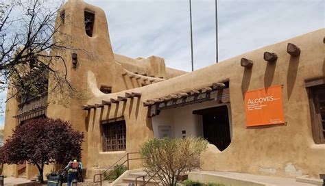 Giant Sculptures, Unique Culture, and Awesome Food in Santa Fe
