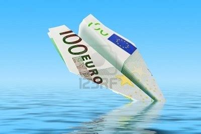 Golpe al euro: Divisa que cae pero no igualará al dólar ...
