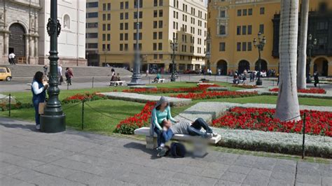 Google Maps Viral: Captan a pareja en Plaza de Armas ...