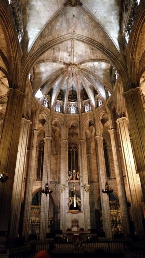 Gothic quarter : Barcelona | Visions of Travel