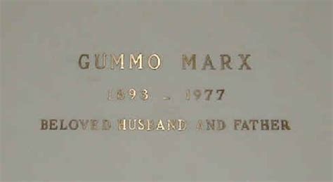 Grave Hunter finds Gummo Marx burial place