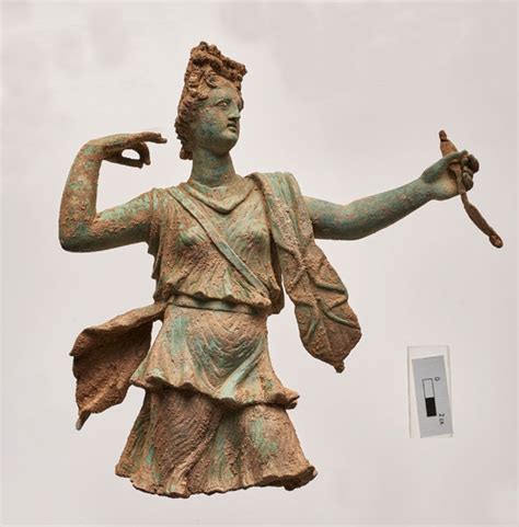 greek goddess Artemis