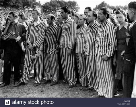 Group of former inmates of Nazi concentration camps Stock ...