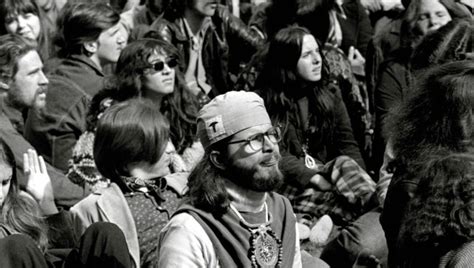 Haight Ashbury In The 1960s: A Vibrant Hippie History ...