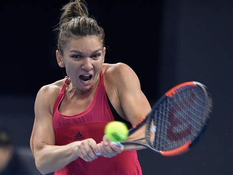 Halep hurries through 2018 opener in Shenzhen | WTA Tennis