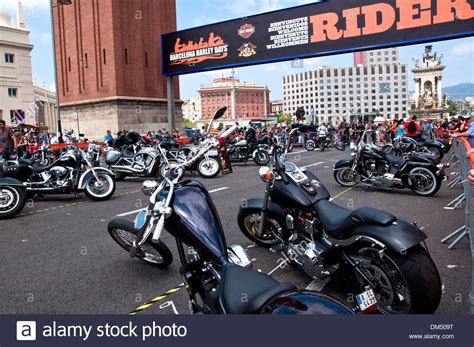 Harley Davidson Meeting in Barcelona, Plaza España ...